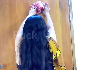 Saudi Hot Woman With Big Rump Indian Maid Role Have Fun & Wearing Saree Half-top Before Fuck - Fat Breasts