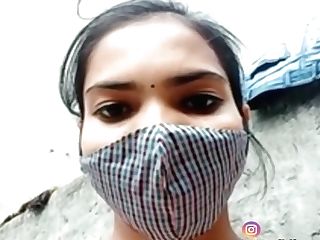 Desi Indian Teenage Randi Fuckslut Very Risky Public Unclothe For Her Bf